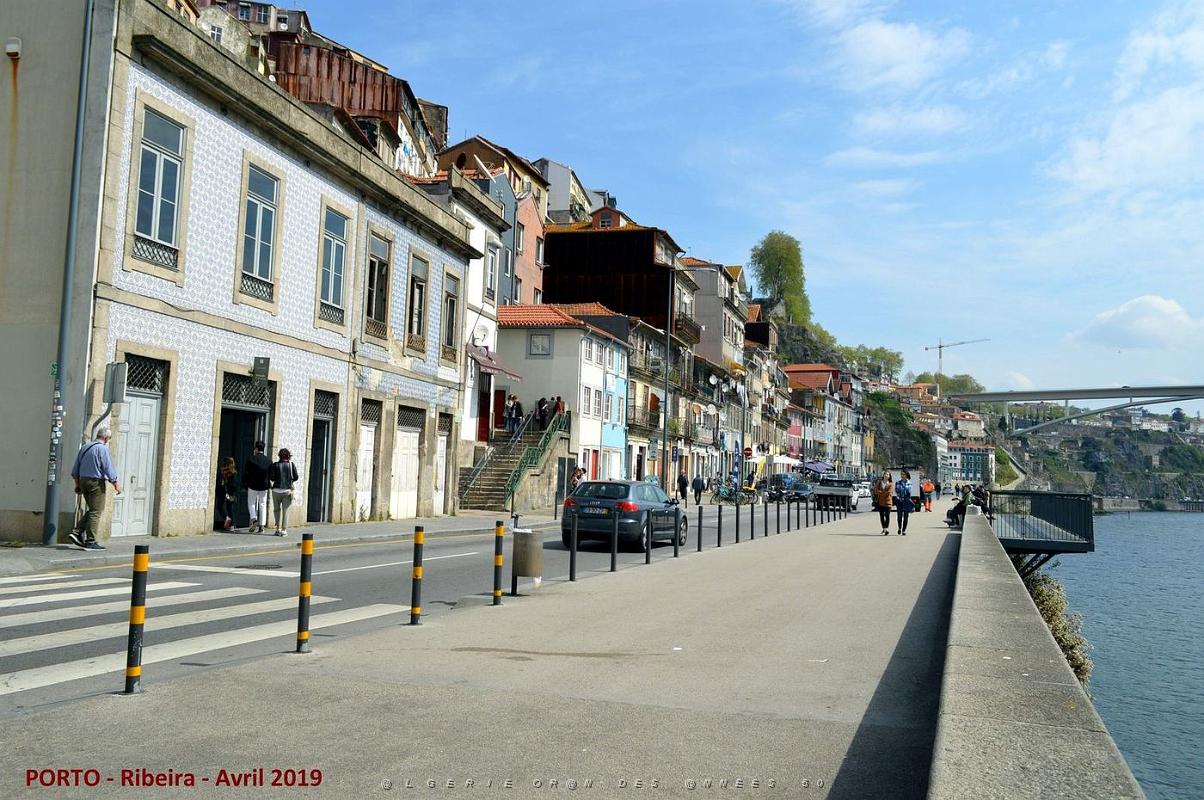 1274- Porto- De Batalha a Ribeira.jpg